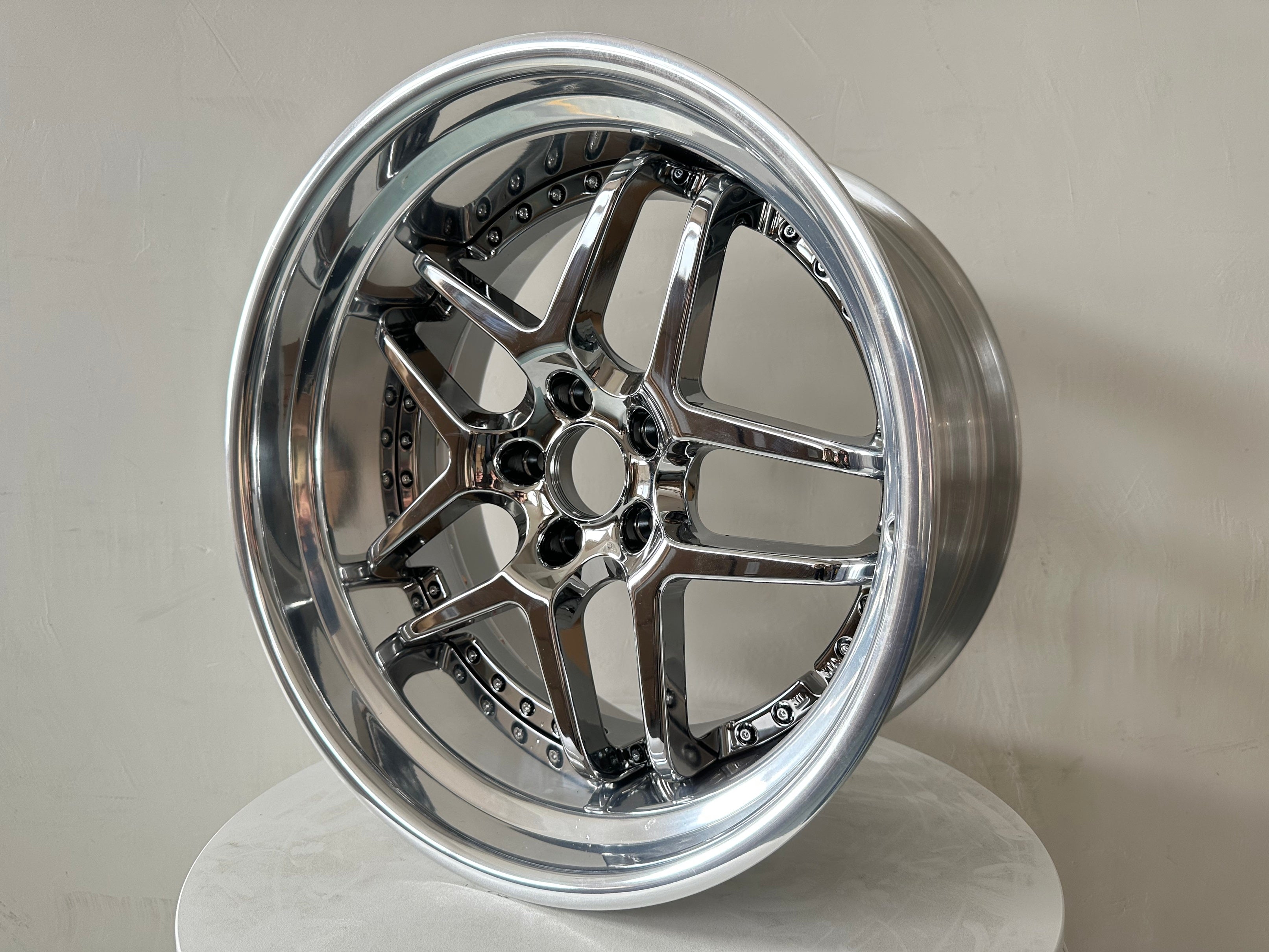 Blitz 03 replica 18" 2 piece forged chrome